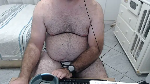 mysterbearmg (Ask my age) - CUM IN GOAL - Add Inst - Mysterbearmg