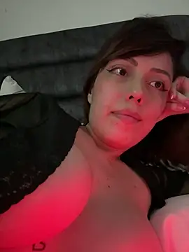 Webcam Model (ArisSC)  is live.Free join now!