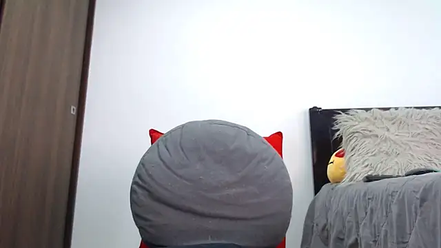 andrea_de_lucaa webcam