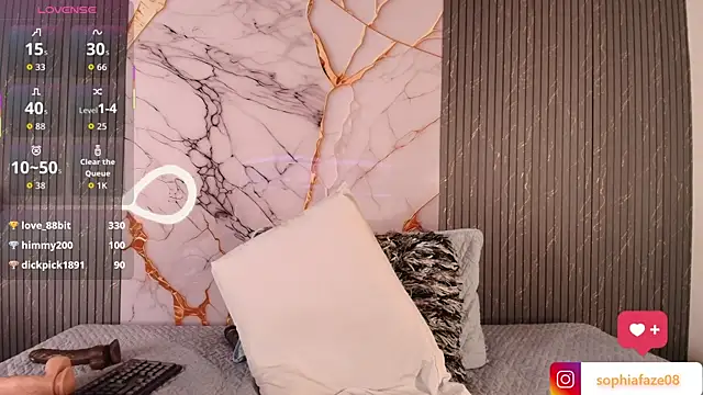 big_tits_in_your_face webcam