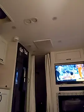 ezs_fukroom - EZs_FuKRoOm's free webcam - UK Sex Cams