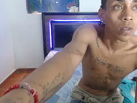 Skinny_horny_boy webcam