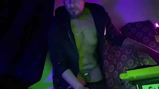 guyst049 (Ask my age) - - - Full strip - -