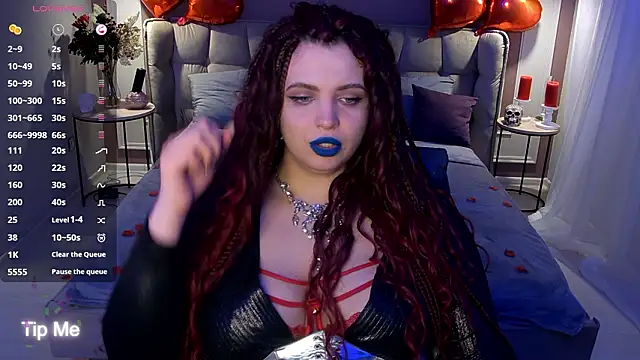 Miss_Maya_Mils webcam