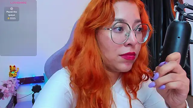 _Moon_Johnson webcam