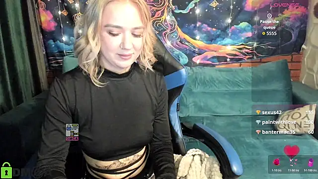 CrystalGirl99 webcam