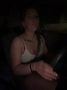 AllesandraLove webcam