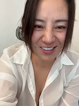 美女Kayla-love在线直播