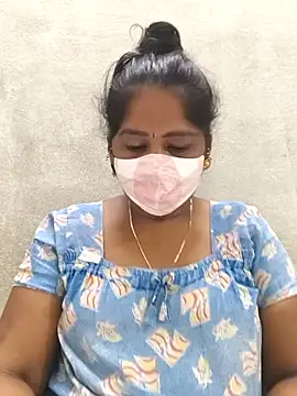 MaaliiiPonuTamil webcam