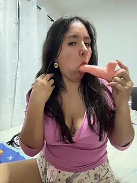 emely_sexx20 webcam