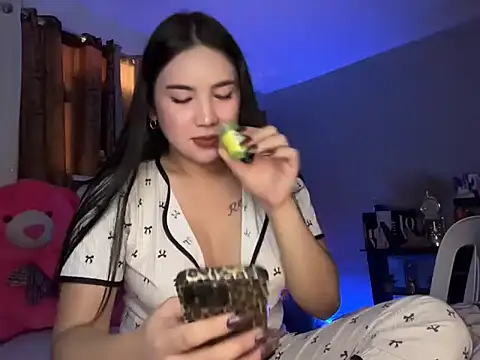 sacred_gracexx webcam