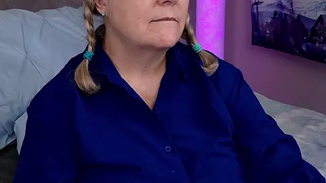 Kaitlyn_Winters webcam