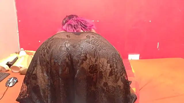 MatureBootyBabe4Uxx webcam