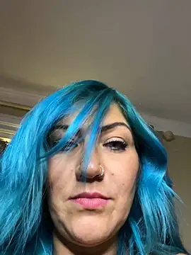 LittleMissEeve webcam