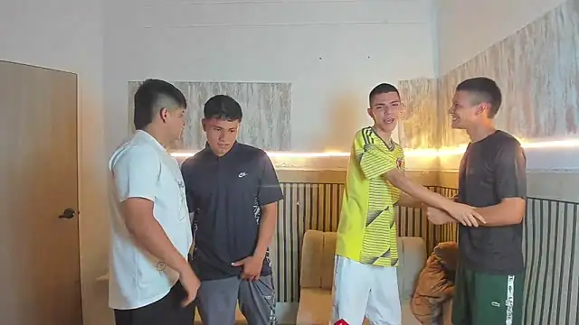 friendslikeplay webcam