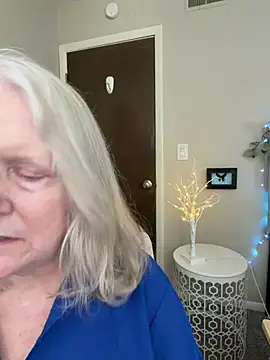 Kaitlyn_Winters webcam