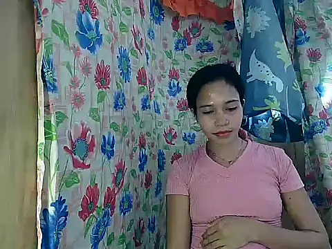 PinaySkinnyGirl webcam