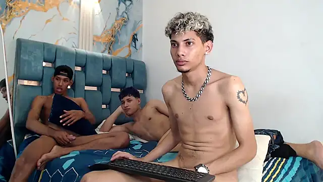 YOUNG_GUYS1 webcam