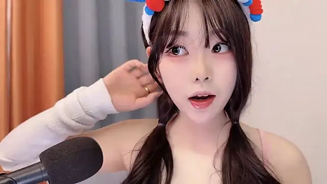 美女smalldaisy在线直播