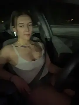 AllesandraLove webcam