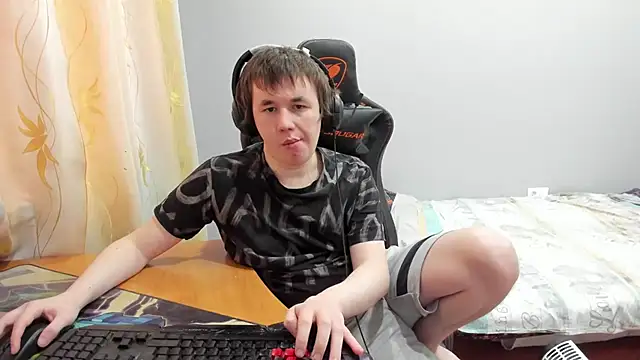 iliaskrislove webcam