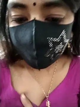 Webcam Model (Puja-Rane) is live