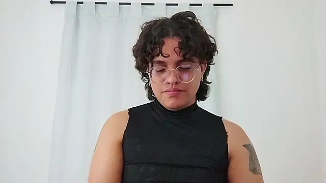 Diane_blossom webcam