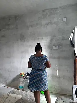 MaaliiiPonuTamil webcam