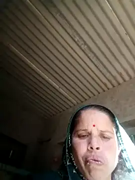 Lucky_couple-1 webcam