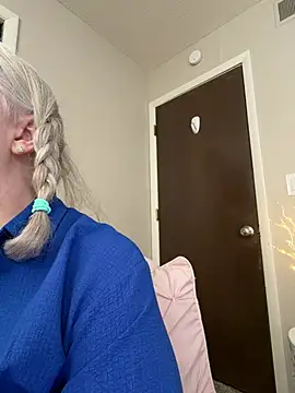 Kaitlyn_Winters webcam