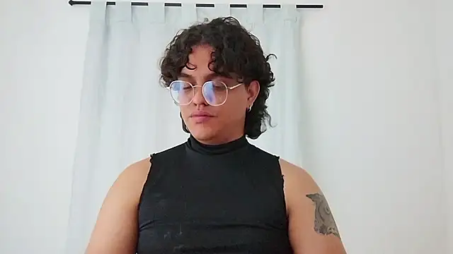 Diane_blossom webcam