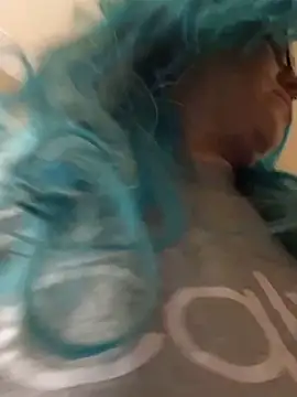 LittleMissEeve webcam