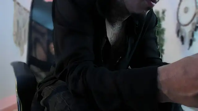 Donovan_Desmond webcam