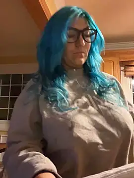 LittleMissEeve webcam