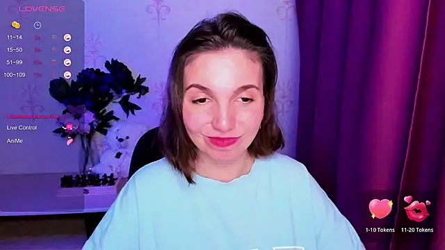 KindHazelHere_ webcam