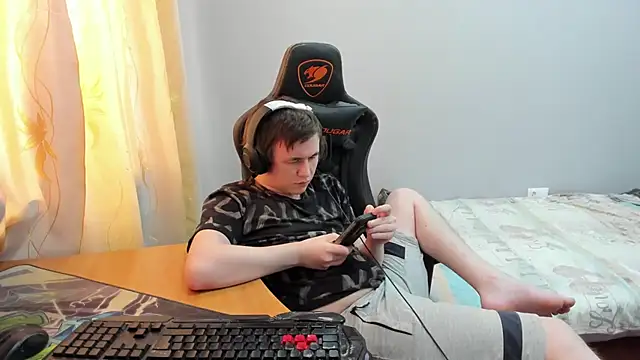 iliaskrislove webcam