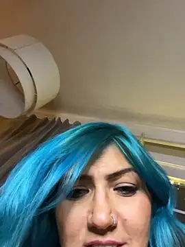 LittleMissEeve webcam