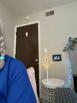 Kaitlyn_Winters webcam