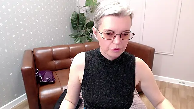 Cutie_Erikaa1 webcam