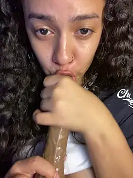 demonaughtyyy webcam