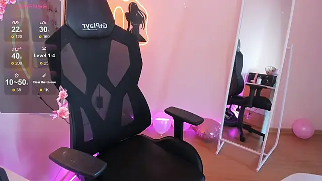 AliceeinWonderlanddd webcam