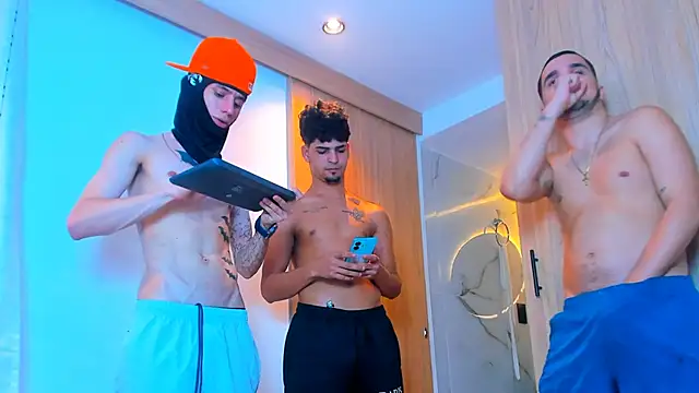 TheBatMansion webcam