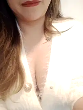 Christine-le1 webcam