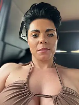 LukeLouHarvey webcam