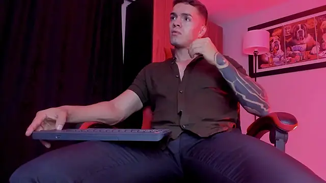 ALPHA_DOMINUS_ webcam