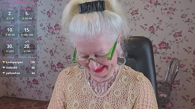 maya_mayflower - Maya_Mayflower's free webcam - UK Sex Cams