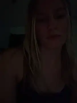 xoxooloveee - Xoxooloveee's free webcam - UK Sex Cams