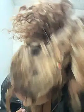 lauraltt - Lauraltt's free webcam