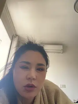 美女940940_1688在线直播