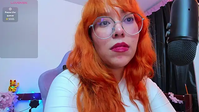 _Moon_Johnson webcam